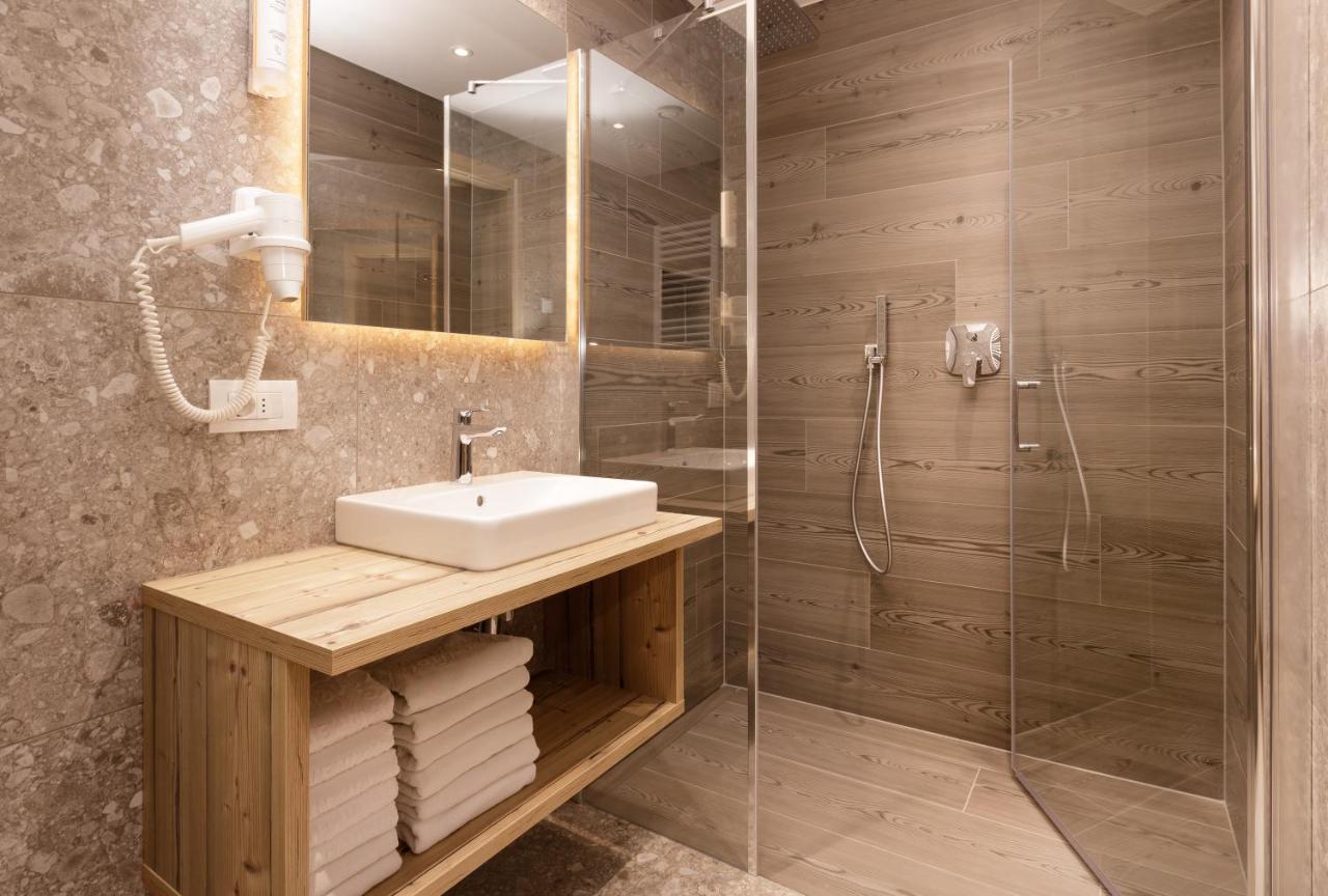 Apartments Pragser Wildsee Winklwiese Екстер'єр фото