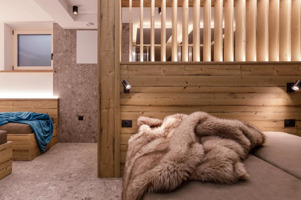Apartments Pragser Wildsee Winklwiese Екстер'єр фото