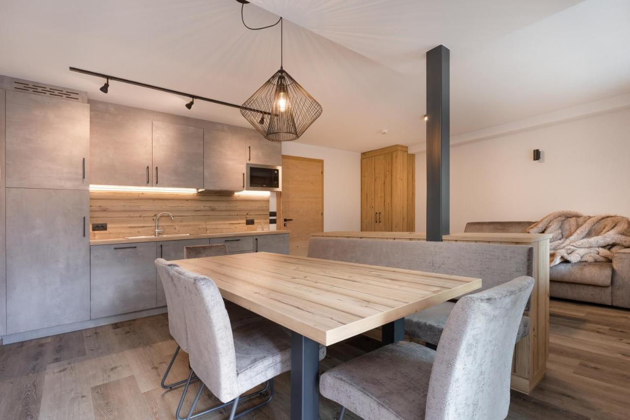 Apartments Pragser Wildsee Winklwiese Екстер'єр фото