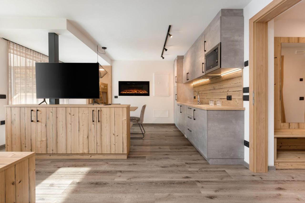 Apartments Pragser Wildsee Winklwiese Екстер'єр фото